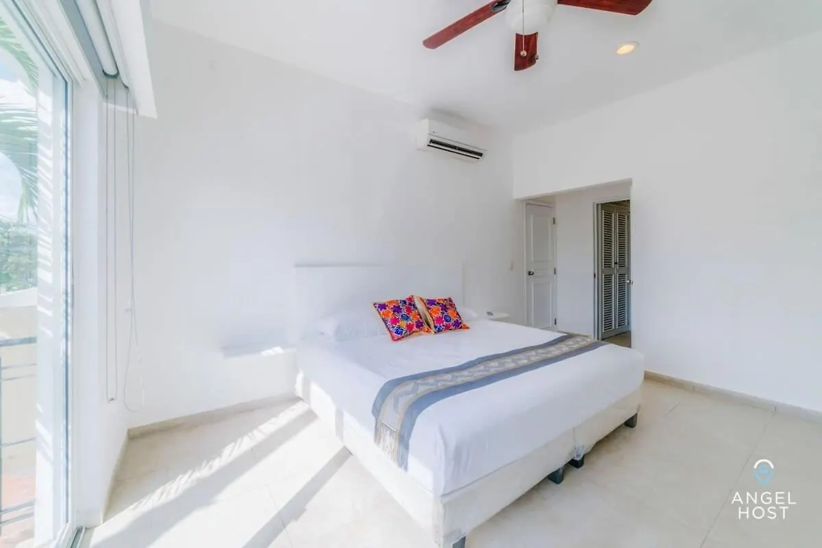 Ideal Group Getaway 4 Blocks To The Beach & Pool Πλάγια Ντελ Κάρμεν