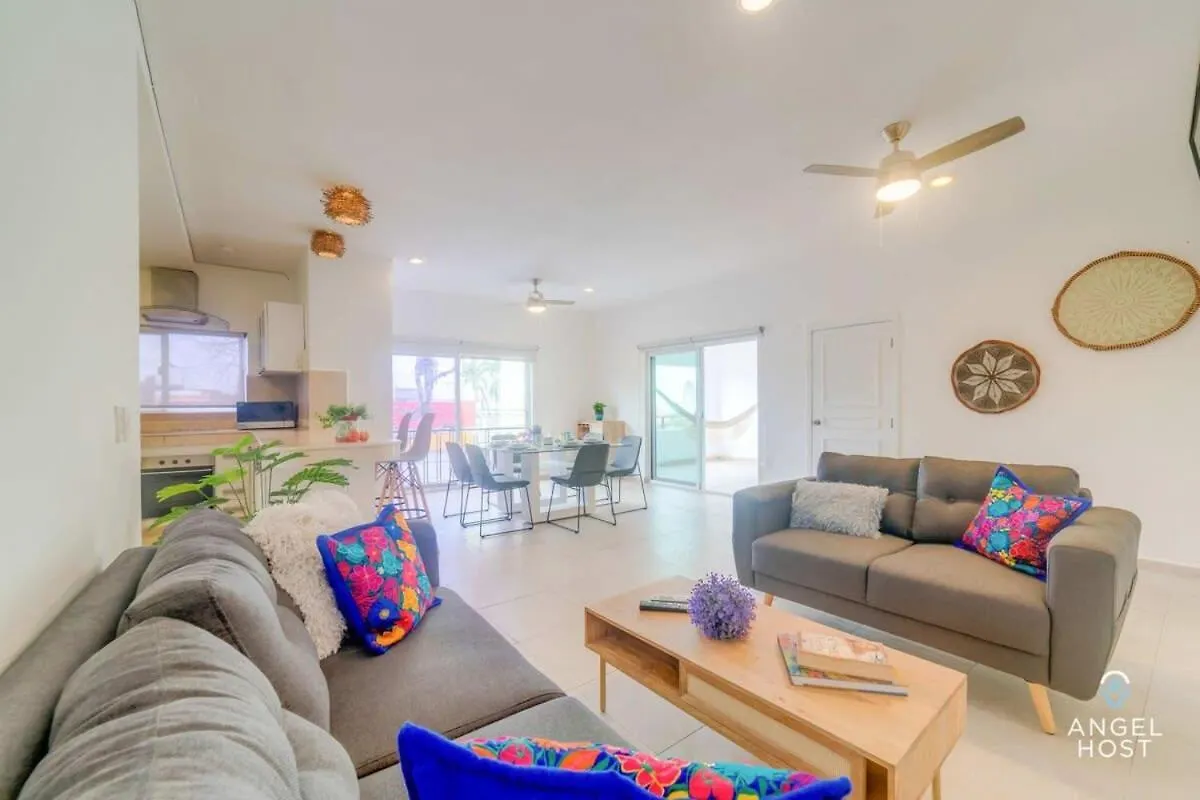 Ideal Group Getaway 4 Blocks To The Beach & Pool Πλάγια Ντελ Κάρμεν Διαμέρισμα