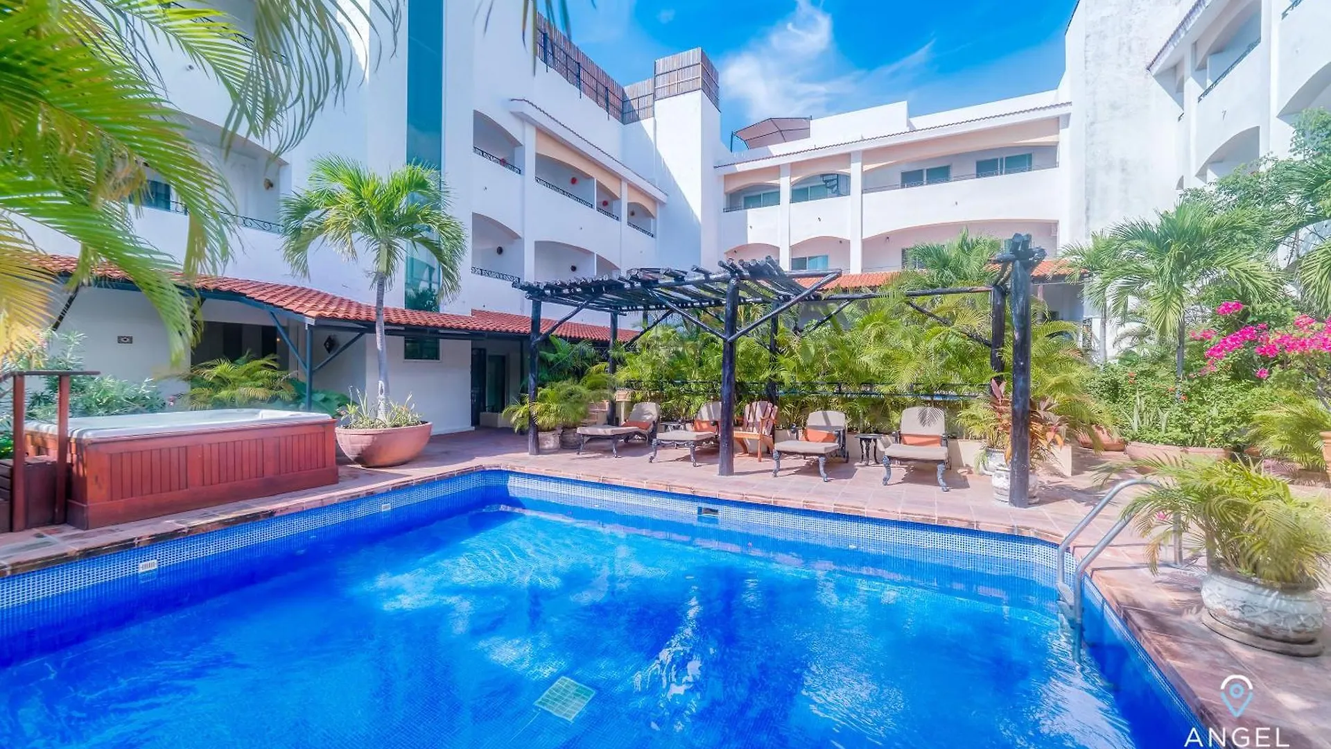 Ideal Group Getaway 4 Blocks To The Beach & Pool Playa del Carmen 0*,  Mexico
