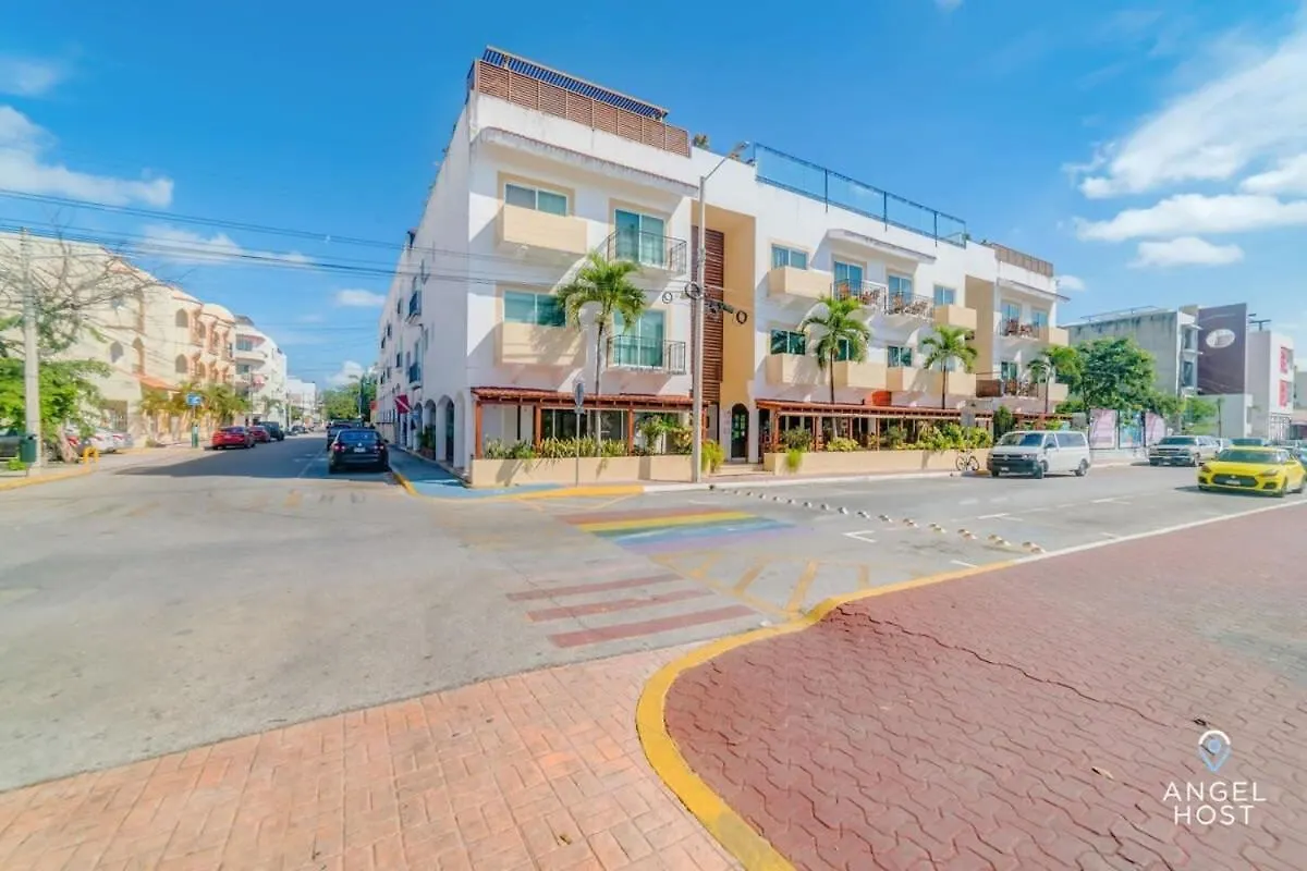 Lejlighed Ideal Group Getaway 4 Blocks To The Beach & Pool Playa del Carmen