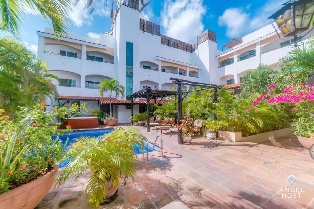 Ideal Group Getaway 4 Blocks To The Beach & Pool Playa del Carmen 0*,  Mexico