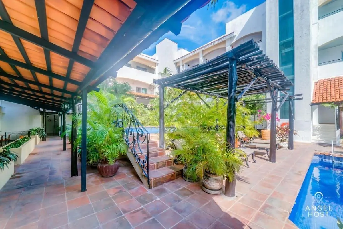 Lejlighed Ideal Group Getaway 4 Blocks To The Beach & Pool Playa del Carmen