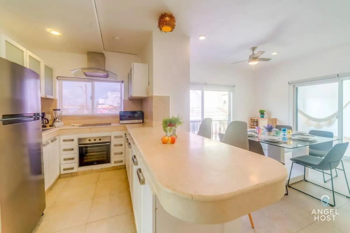 Ideal Group Getaway 4 Blocks To The Beach & Pool Playa del Carmen 0*,