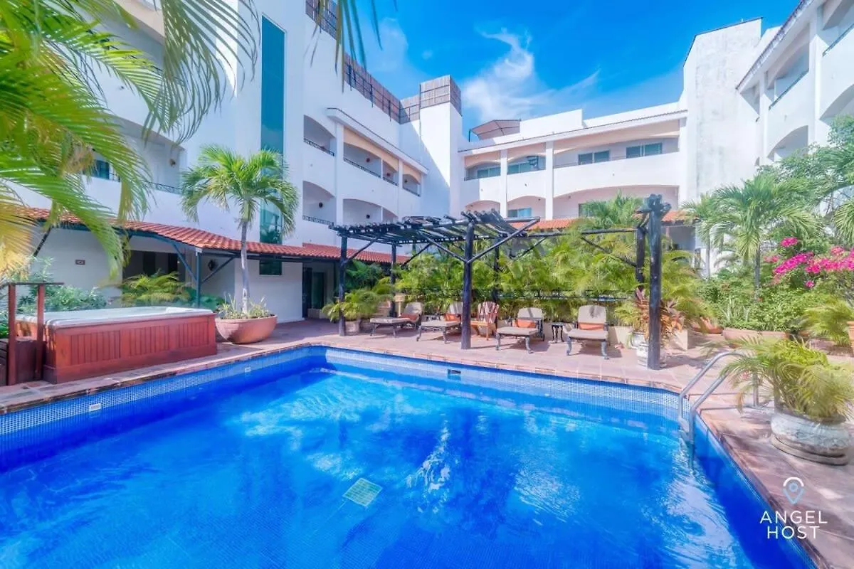 Ideal Group Getaway 4 Blocks To The Beach & Pool Playa del Carmen 0*,  Mexico